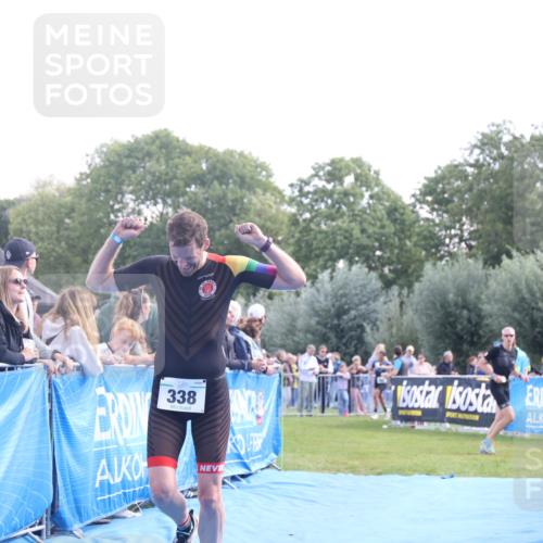25.08.2024 - Elbe Triathlon Hamburg H.Heesch http://msf.ph/oto/6872551 25.08.2024 11:10:05 Ziel 338, 426 meine-sportfotos.de
