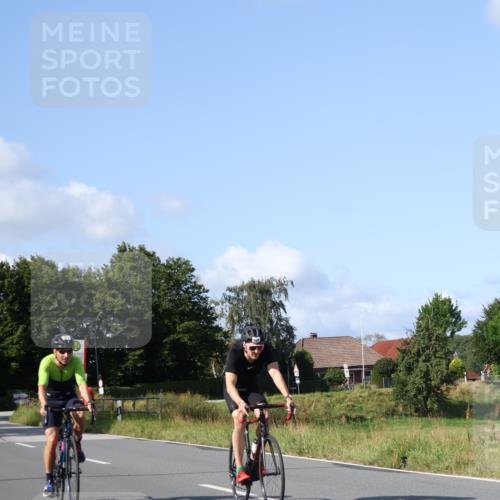 25.08.2024 - Elbe Triathlon Hamburg Fuchs,  Jonas http://msf.ph/oto/6872575 25.08.2024 10:33:52 Radfahren 618, 609, 733 meine-sportfotos.de