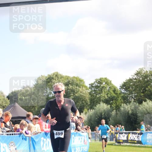 25.08.2024 - Elbe Triathlon Hamburg H.Heesch http://msf.ph/oto/6872577 25.08.2024 11:37:40 Ziel 735, 1459 meine-sportfotos.de