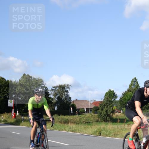 25.08.2024 - Elbe Triathlon Hamburg Fuchs,  Jonas http://msf.ph/oto/6872590 25.08.2024 10:33:53 Radfahren 618, 609, 733 meine-sportfotos.de