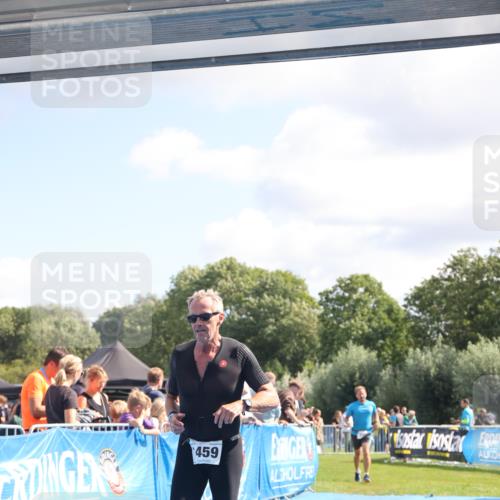 25.08.2024 - Elbe Triathlon Hamburg H.Heesch http://msf.ph/oto/6872598 25.08.2024 11:37:40 Ziel 735, 1459 meine-sportfotos.de