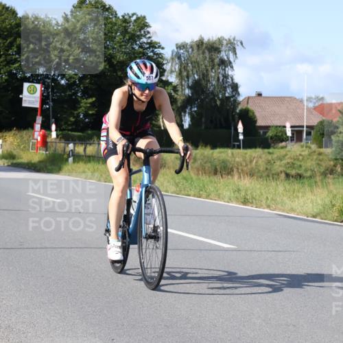 25.08.2024 - Elbe Triathlon Hamburg Fuchs,  Jonas http://msf.ph/oto/6872611 25.08.2024 10:34:06 Radfahren 507, 565, 695, 731, 550 meine-sportfotos.de