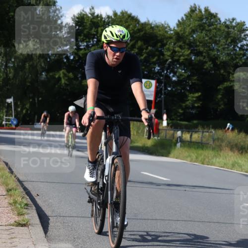 25.08.2024 - Elbe Triathlon Hamburg Fuchs,  Jonas http://msf.ph/oto/6872658 25.08.2024 10:34:10 Radfahren 507, 565, 695, 731, 550, 627 meine-sportfotos.de