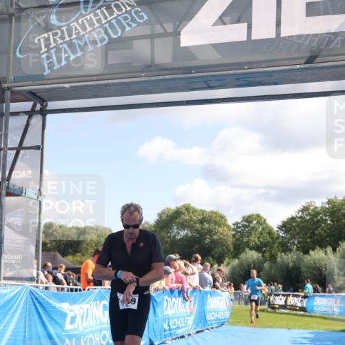 25.08.2024 - Elbe Triathlon Hamburg H.Heesch http://msf.ph/oto/6872661 25.08.2024 11:37:41 Ziel 735, 1459 meine-sportfotos.de