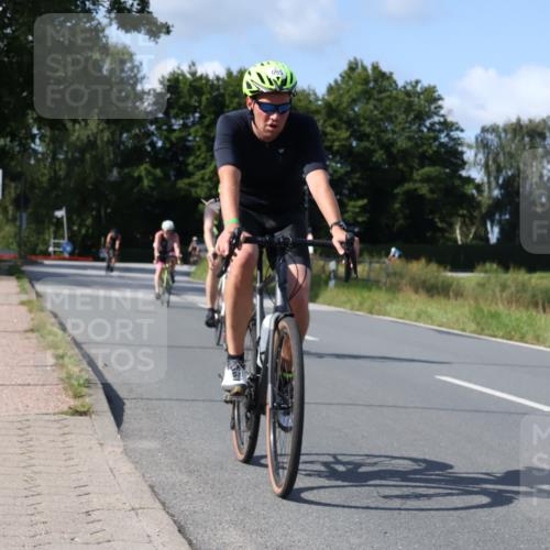 25.08.2024 - Elbe Triathlon Hamburg Fuchs,  Jonas http://msf.ph/oto/6872663 25.08.2024 10:34:11 Radfahren 507, 565, 695, 731, 550, 627 meine-sportfotos.de