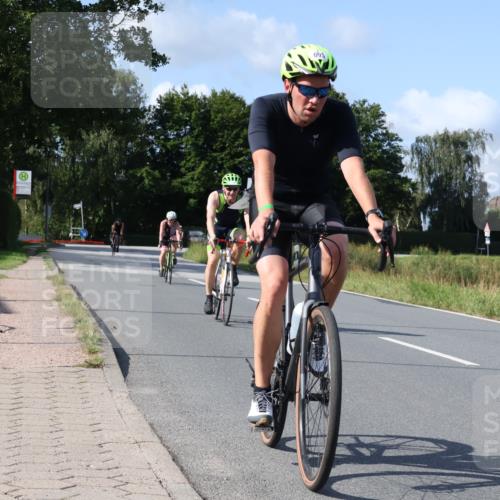 25.08.2024 - Elbe Triathlon Hamburg Fuchs,  Jonas http://msf.ph/oto/6872668 25.08.2024 10:34:11 Radfahren 507, 565, 695, 731, 550, 627 meine-sportfotos.de