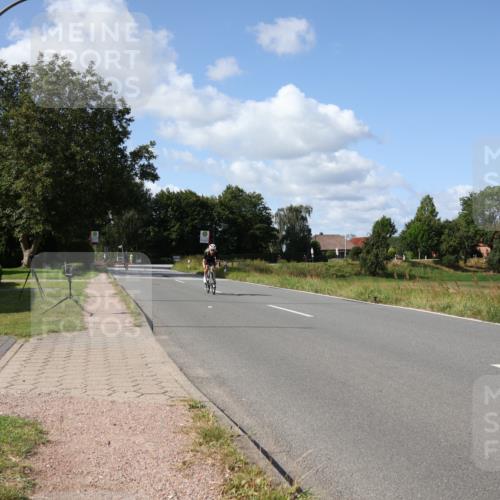 25.08.2024 - Elbe Triathlon Hamburg Fuchs,  Jonas http://msf.ph/oto/6872675 25.08.2024 11:17:37 Radfahren 1687, 1646, 1583 meine-sportfotos.de