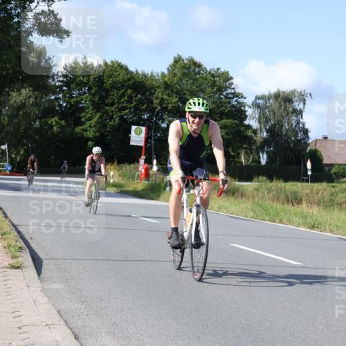 25.08.2024 - Elbe Triathlon Hamburg Fuchs,  Jonas http://msf.ph/oto/6872678 25.08.2024 10:34:11 Radfahren 507, 565, 695, 731, 550, 627 meine-sportfotos.de