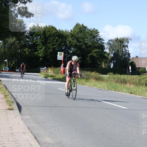 25.08.2024 - Elbe Triathlon Hamburg Fuchs,  Jonas http://msf.ph/oto/6872698 25.08.2024 10:34:12 Radfahren 507, 565, 695, 731, 550, 627 meine-sportfotos.de