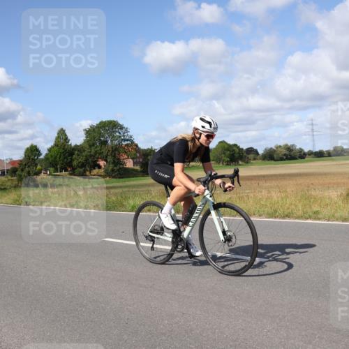 25.08.2024 - Elbe Triathlon Hamburg Fuchs,  Jonas http://msf.ph/oto/6872701 25.08.2024 11:17:39 Radfahren 1646, 1583 meine-sportfotos.de