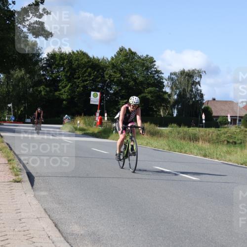 25.08.2024 - Elbe Triathlon Hamburg Fuchs,  Jonas http://msf.ph/oto/6872703 25.08.2024 10:34:12 Radfahren 507, 565, 695, 731, 550, 627 meine-sportfotos.de