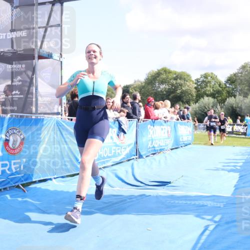 25.08.2024 - Elbe Triathlon Hamburg H.Heesch http://msf.ph/oto/6872712 25.08.2024 11:59:28 Ziel 494, 634, 1472, 1479, 1690, 1717 meine-sportfotos.de