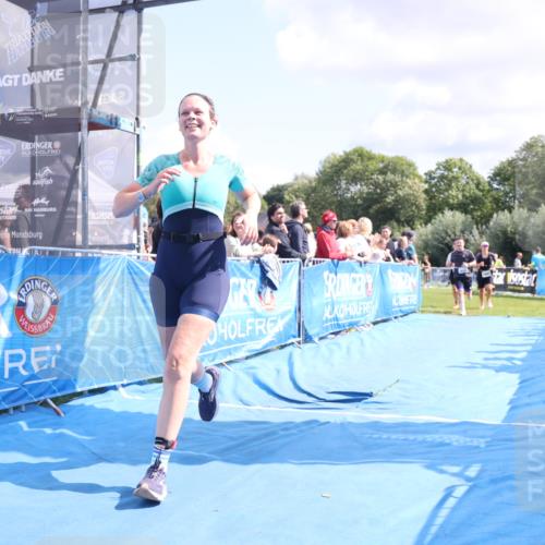 25.08.2024 - Elbe Triathlon Hamburg H.Heesch http://msf.ph/oto/6872718 25.08.2024 11:59:28 Ziel 494, 634, 1472, 1479, 1690, 1717 meine-sportfotos.de