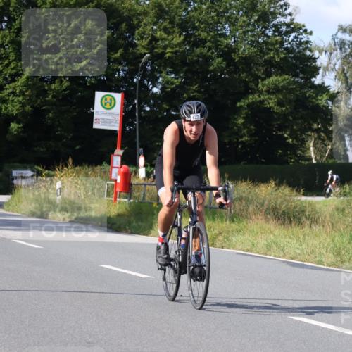 25.08.2024 - Elbe Triathlon Hamburg Fuchs,  Jonas http://msf.ph/oto/6872730 25.08.2024 10:34:14 Radfahren 565, 695, 731, 550, 627, 610, 504 meine-sportfotos.de