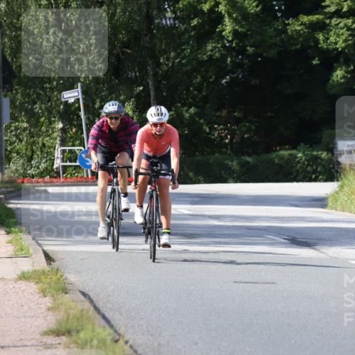 25.08.2024 - Elbe Triathlon Hamburg Fuchs,  Jonas http://msf.ph/oto/6872731 25.08.2024 11:17:47 Radfahren 1583, 1663, 1593 meine-sportfotos.de