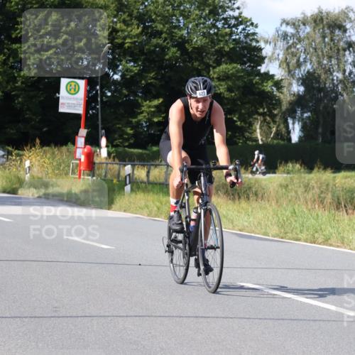 25.08.2024 - Elbe Triathlon Hamburg Fuchs,  Jonas http://msf.ph/oto/6872732 25.08.2024 10:34:15 Radfahren 565, 695, 731, 550, 627, 610, 504 meine-sportfotos.de