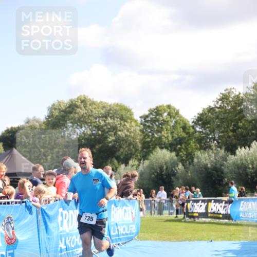 25.08.2024 - Elbe Triathlon Hamburg H.Heesch http://msf.ph/oto/6872753 25.08.2024 11:37:44 Ziel 735, 1428, 1459 meine-sportfotos.de