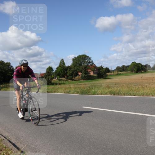 25.08.2024 - Elbe Triathlon Hamburg Fuchs,  Jonas http://msf.ph/oto/6872768 25.08.2024 11:17:50 Radfahren 1663, 1593 meine-sportfotos.de