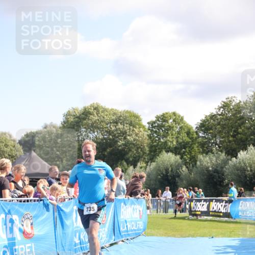 25.08.2024 - Elbe Triathlon Hamburg H.Heesch http://msf.ph/oto/6872772 25.08.2024 11:37:44 Ziel 735, 1428, 1459 meine-sportfotos.de