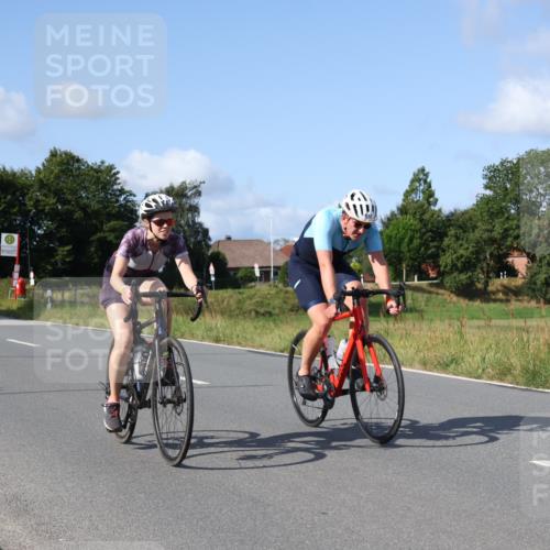 25.08.2024 - Elbe Triathlon Hamburg Fuchs,  Jonas http://msf.ph/oto/6872807 25.08.2024 10:34:21 Radfahren 610, 504, 640, 638 meine-sportfotos.de