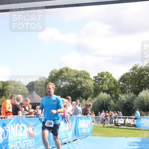 25.08.2024 - Elbe Triathlon Hamburg H.Heesch http://msf.ph/oto/6872808 25.08.2024 11:37:44 Ziel 735, 1428, 1459 meine-sportfotos.de