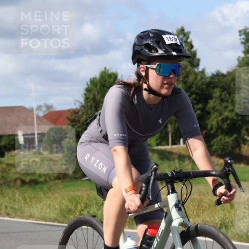 25.08.2024 - Elbe Triathlon Hamburg Fuchs,  Jonas http://msf.ph/oto/6872814 25.08.2024 11:18:08 Radfahren 1594, 1710, 1637 meine-sportfotos.de