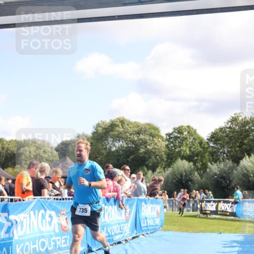 25.08.2024 - Elbe Triathlon Hamburg H.Heesch http://msf.ph/oto/6872816 25.08.2024 11:37:44 Ziel 735, 1428, 1459 meine-sportfotos.de