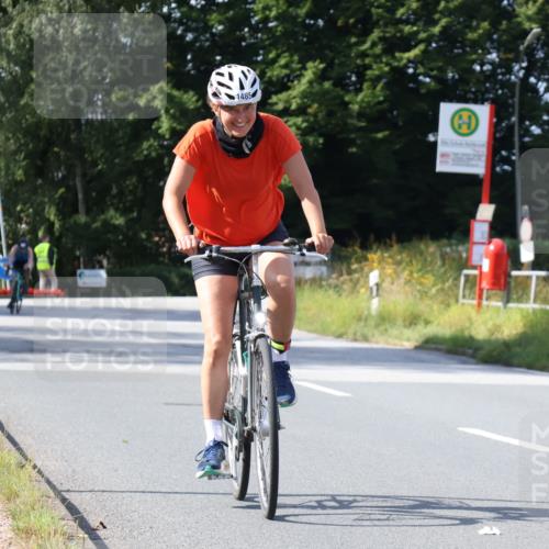 25.08.2024 - Elbe Triathlon Hamburg Fuchs,  Jonas http://msf.ph/oto/6872817 25.08.2024 11:18:31 Radfahren 1485, 1644 meine-sportfotos.de