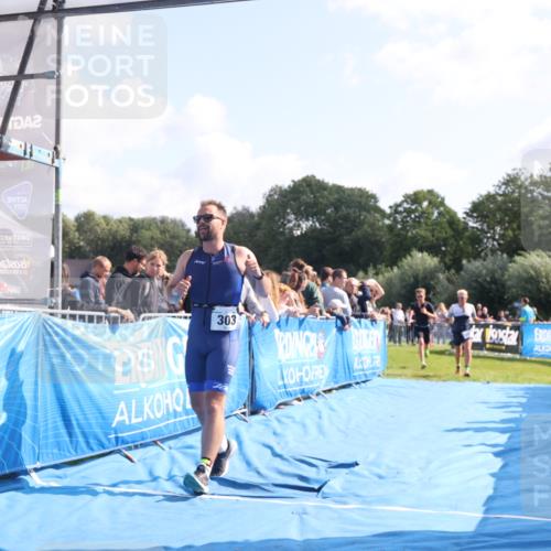 25.08.2024 - Elbe Triathlon Hamburg H.Heesch http://msf.ph/oto/6872819 25.08.2024 11:10:17 Ziel 147, 303, 305, 575 meine-sportfotos.de
