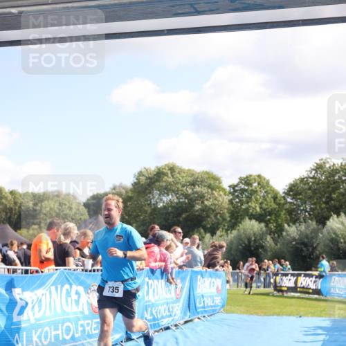 25.08.2024 - Elbe Triathlon Hamburg H.Heesch http://msf.ph/oto/6872822 25.08.2024 11:37:44 Ziel 735, 1428, 1459 meine-sportfotos.de