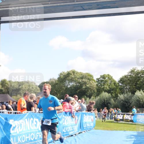 25.08.2024 - Elbe Triathlon Hamburg H.Heesch http://msf.ph/oto/6872828 25.08.2024 11:37:44 Ziel 735, 1428, 1459 meine-sportfotos.de