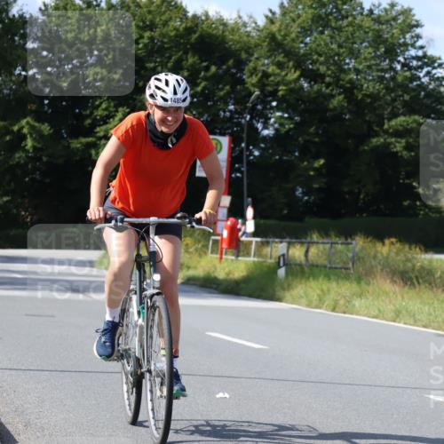 25.08.2024 - Elbe Triathlon Hamburg Fuchs,  Jonas http://msf.ph/oto/6872832 25.08.2024 11:18:32 Radfahren 1485, 1644 meine-sportfotos.de