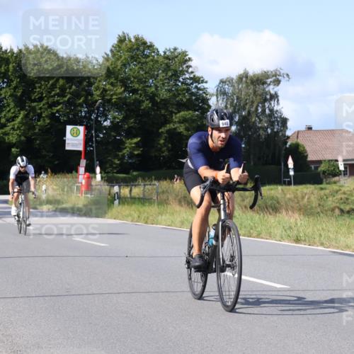25.08.2024 - Elbe Triathlon Hamburg Fuchs,  Jonas http://msf.ph/oto/6872834 25.08.2024 10:34:23 Radfahren 610, 504, 640, 638, 755 meine-sportfotos.de