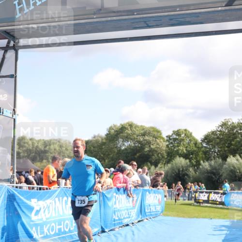 25.08.2024 - Elbe Triathlon Hamburg H.Heesch http://msf.ph/oto/6872841 25.08.2024 11:37:45 Ziel 735, 1428, 1459 meine-sportfotos.de