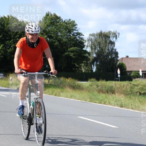25.08.2024 - Elbe Triathlon Hamburg Fuchs,  Jonas http://msf.ph/oto/6872842 25.08.2024 11:18:32 Radfahren 1485, 1644 meine-sportfotos.de
