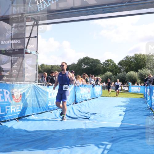 25.08.2024 - Elbe Triathlon Hamburg H.Heesch http://msf.ph/oto/6872844 25.08.2024 11:10:18 Ziel 147, 303, 305, 575 meine-sportfotos.de