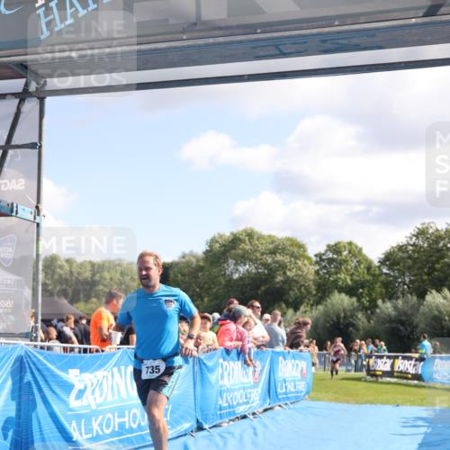25.08.2024 - Elbe Triathlon Hamburg H.Heesch http://msf.ph/oto/6872846 25.08.2024 11:37:45 Ziel 735, 1428, 1459 meine-sportfotos.de