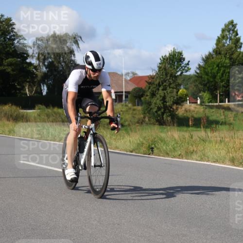 25.08.2024 - Elbe Triathlon Hamburg Fuchs,  Jonas http://msf.ph/oto/6872853 25.08.2024 10:34:25 Radfahren 610, 504, 640, 638, 755, 705 meine-sportfotos.de