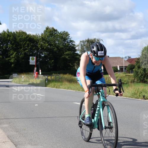 25.08.2024 - Elbe Triathlon Hamburg Fuchs,  Jonas http://msf.ph/oto/6872876 25.08.2024 11:18:37 Radfahren 1485, 1644, 1575 meine-sportfotos.de