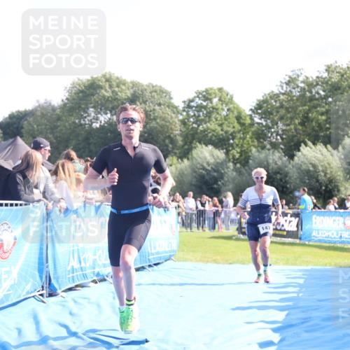 25.08.2024 - Elbe Triathlon Hamburg H.Heesch http://msf.ph/oto/6872879 25.08.2024 11:10:19 Ziel 147, 303, 305, 575 meine-sportfotos.de