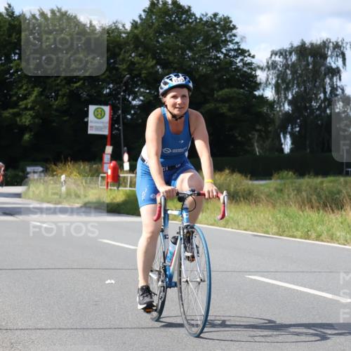 25.08.2024 - Elbe Triathlon Hamburg Fuchs,  Jonas http://msf.ph/oto/6872885 25.08.2024 11:18:43 Radfahren 1575 meine-sportfotos.de
