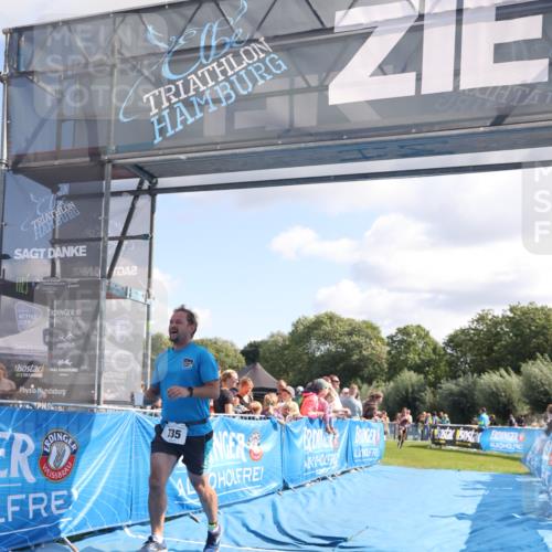 25.08.2024 - Elbe Triathlon Hamburg H.Heesch http://msf.ph/oto/6872893 25.08.2024 11:37:45 Ziel 735, 1428, 1459 meine-sportfotos.de