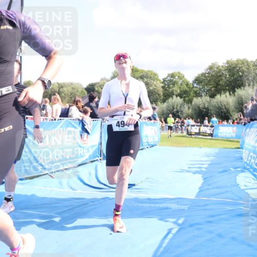 25.08.2024 - Elbe Triathlon Hamburg H.Heesch http://msf.ph/oto/6872905 25.08.2024 11:59:33 Ziel 494, 634, 1479, 1644, 1690, 1717 meine-sportfotos.de