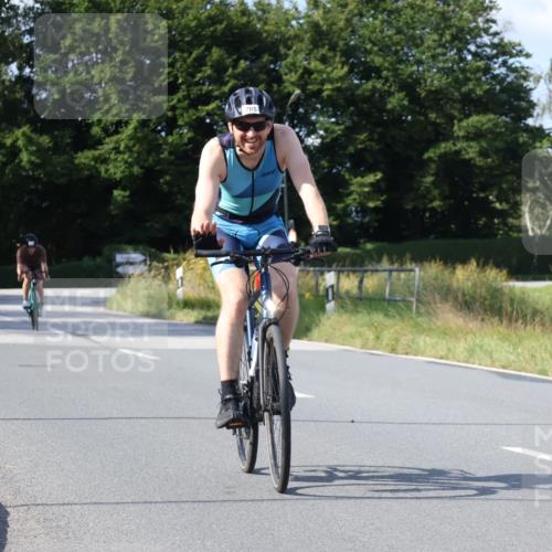 25.08.2024 - Elbe Triathlon Hamburg Fuchs,  Jonas http://msf.ph/oto/6872909 25.08.2024 10:34:31 Radfahren 755, 705, 473, 718 meine-sportfotos.de