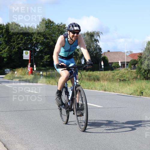 25.08.2024 - Elbe Triathlon Hamburg Fuchs,  Jonas http://msf.ph/oto/6872922 25.08.2024 10:34:31 Radfahren 755, 705, 473, 718 meine-sportfotos.de