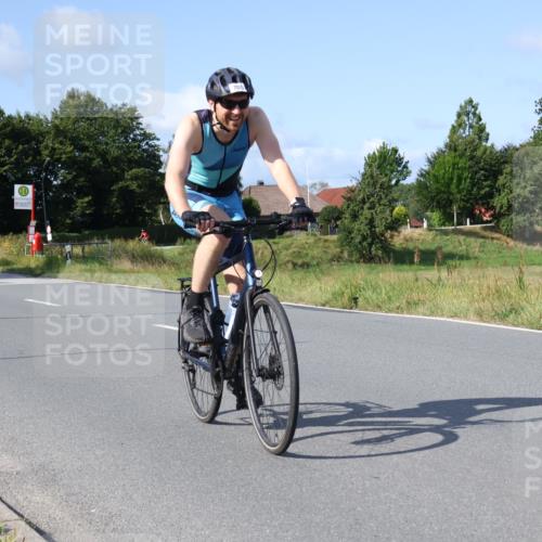 25.08.2024 - Elbe Triathlon Hamburg Fuchs,  Jonas http://msf.ph/oto/6872925 25.08.2024 10:34:31 Radfahren 755, 705, 473, 718 meine-sportfotos.de