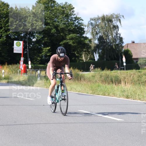 25.08.2024 - Elbe Triathlon Hamburg Fuchs,  Jonas http://msf.ph/oto/6872943 25.08.2024 10:34:33 Radfahren 755, 705, 473, 718 meine-sportfotos.de