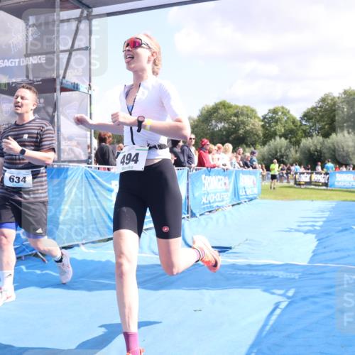 25.08.2024 - Elbe Triathlon Hamburg H.Heesch http://msf.ph/oto/6872953 25.08.2024 11:59:33 Ziel 494, 634, 1479, 1644, 1690, 1717 meine-sportfotos.de