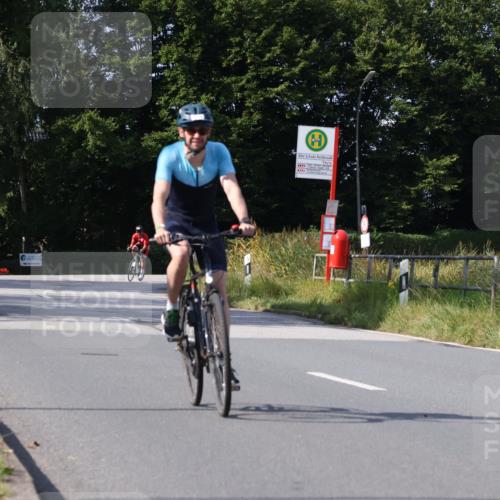25.08.2024 - Elbe Triathlon Hamburg Fuchs,  Jonas http://msf.ph/oto/6872956 25.08.2024 10:34:34 Radfahren 755, 705, 473, 718, 581 meine-sportfotos.de