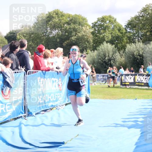 25.08.2024 - Elbe Triathlon Hamburg H.Heesch http://msf.ph/oto/6872959 25.08.2024 11:59:37 Ziel 494, 634, 1523, 1644, 1690 meine-sportfotos.de